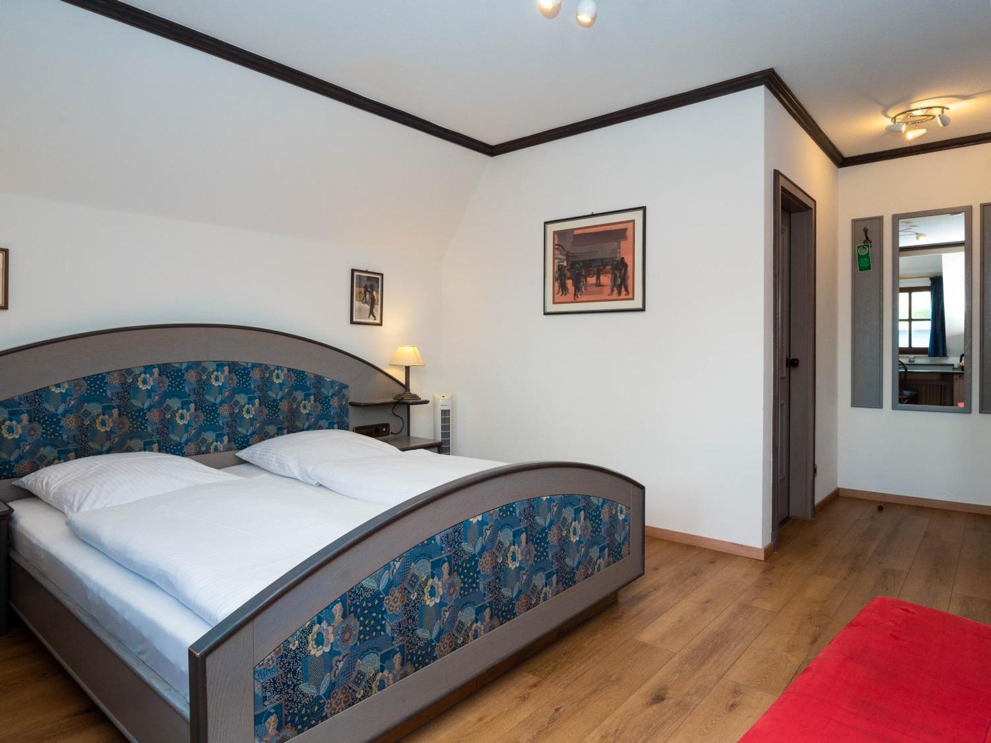 Seehotel Pegasus Хершинг-ам-Аммерзе Экстерьер фото